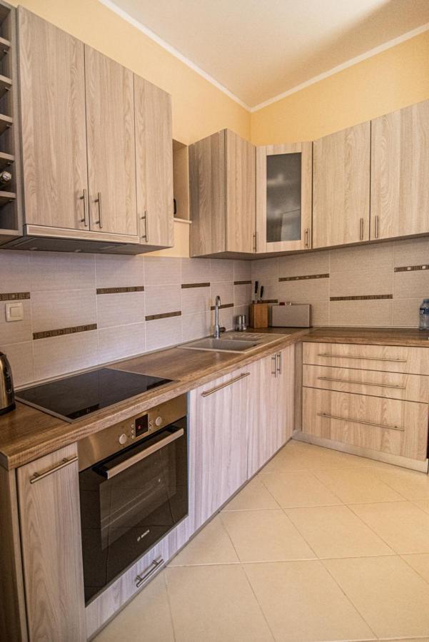 Boka Apartment Baosic Exterior photo